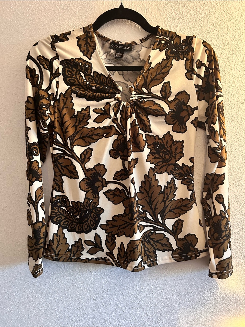 Carolyn Taylor White Long Sleeve Twist-Front Top with Brown Floral Print
